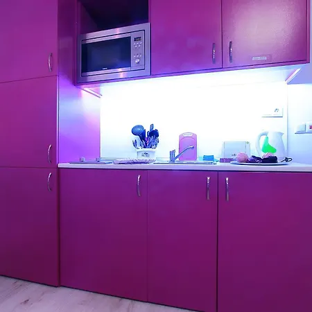 Luxury Romantic In Private With Parking And Pool Apartment