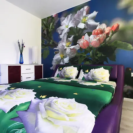 Luxury Romantic In Private With Parking And Pool Balchik