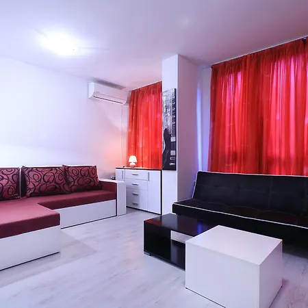 Luxury Romantic In Private With Parking And Pool Apartment *