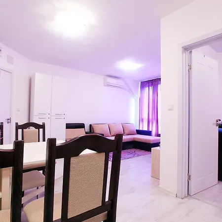 Luxury Romantic In Private With Parking And Pool Apartment *