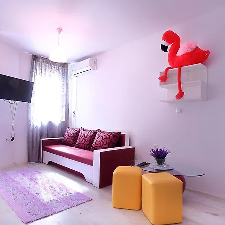 Luxury Romantic In Private With Parking And Pool Apartment *